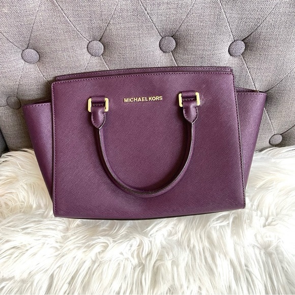 Michael Kors Medium Selma handbag - Picture 3 of 5